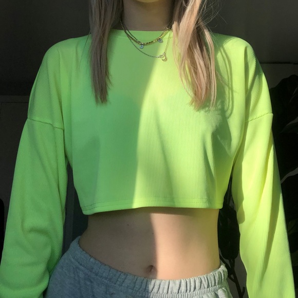 bright green long sleeve crop top - Picture 2 of 2